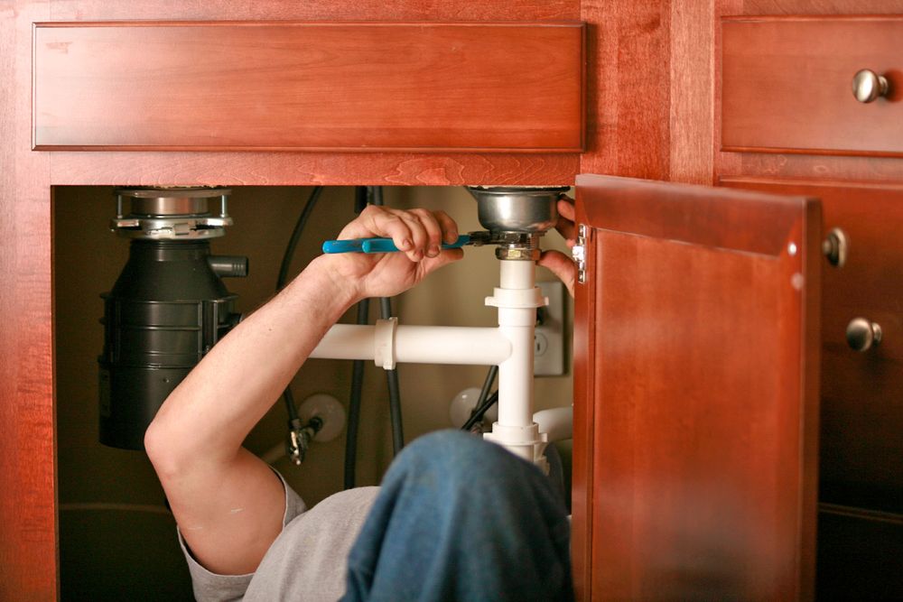 6 Daily Habits That Are Slowly Ruining Your Pipes