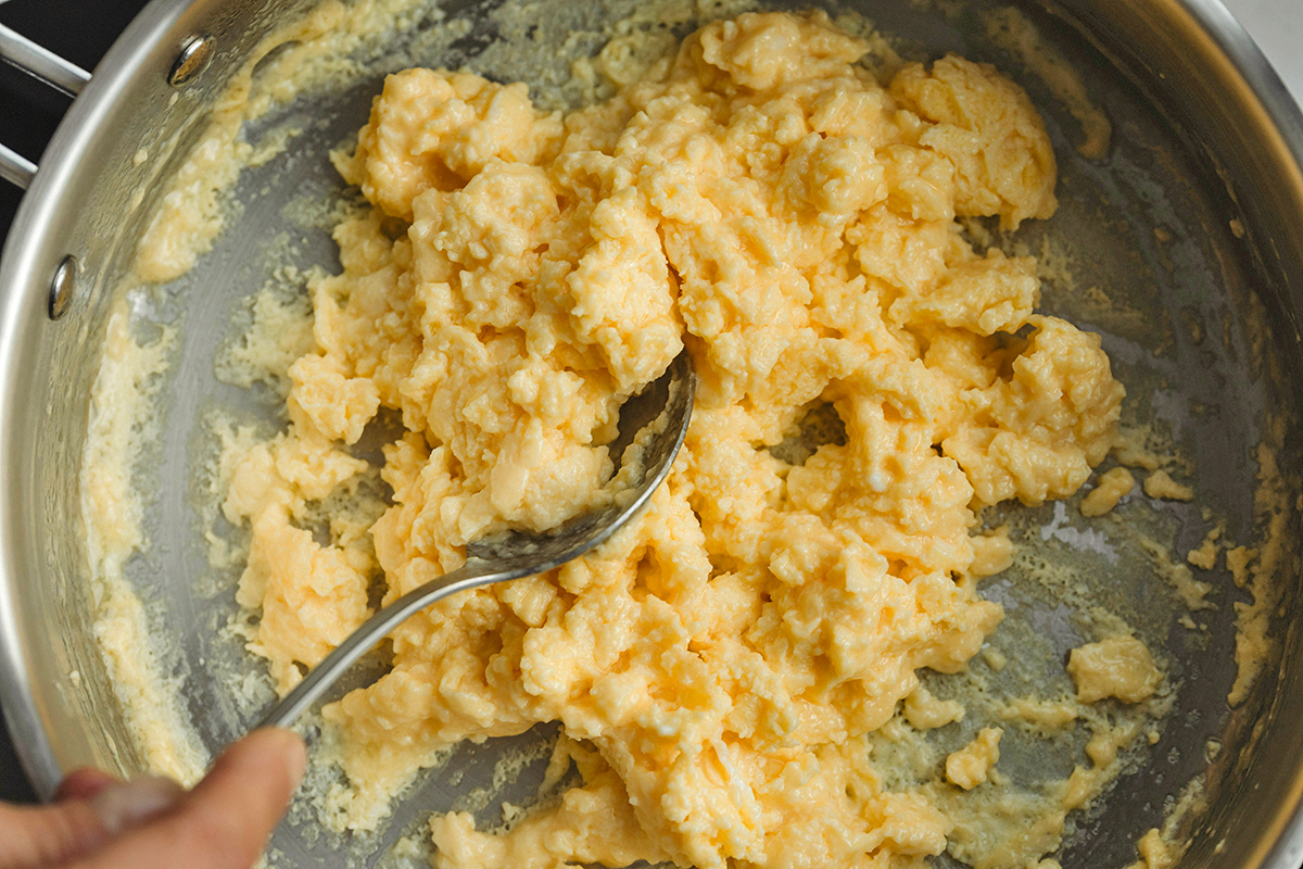 Why Chefs Put Vinegar in Their Scrambled Eggs