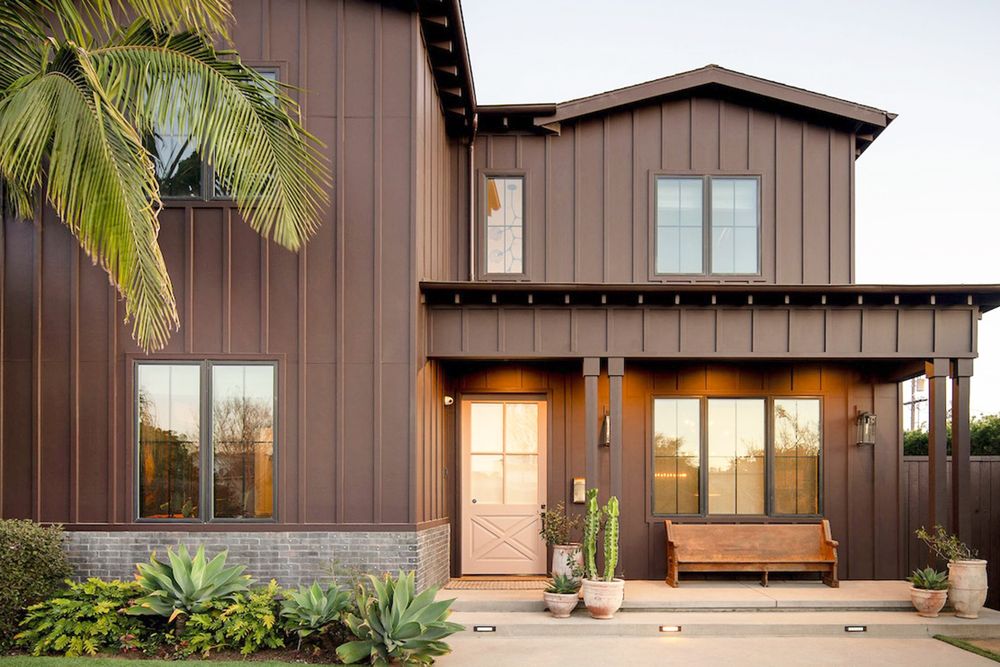 The Front Door Paint Colors Designers Choose for Maximum Curb Appeal