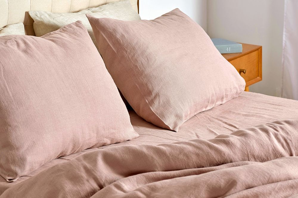 What Bedding Experts Wish You Knew About Thread Count