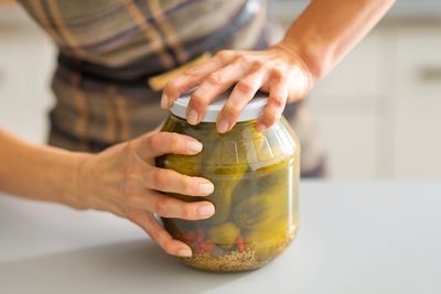 3 Ways To Open a Stubborn Jar