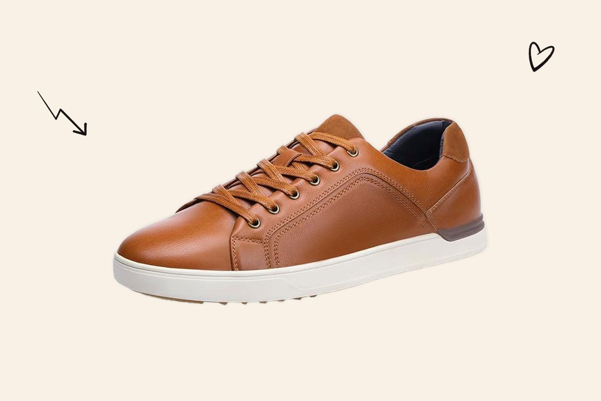 An image of the Bruno Marc dress sneakers