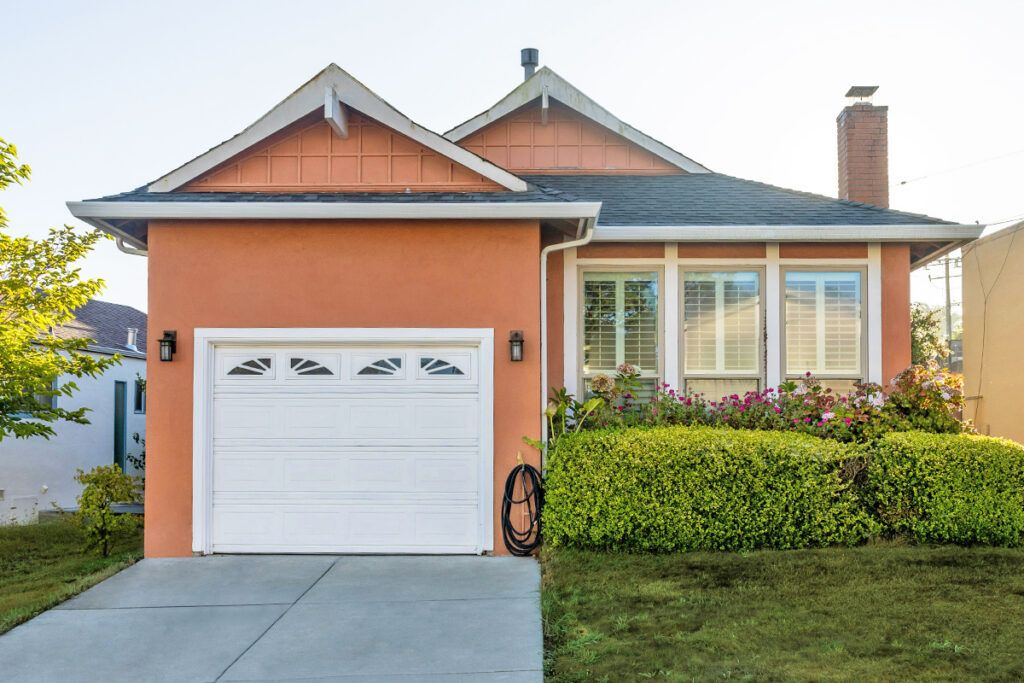 House with garage