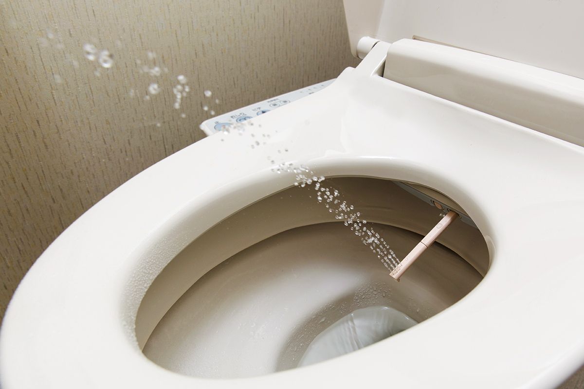 Bidet sprayer water