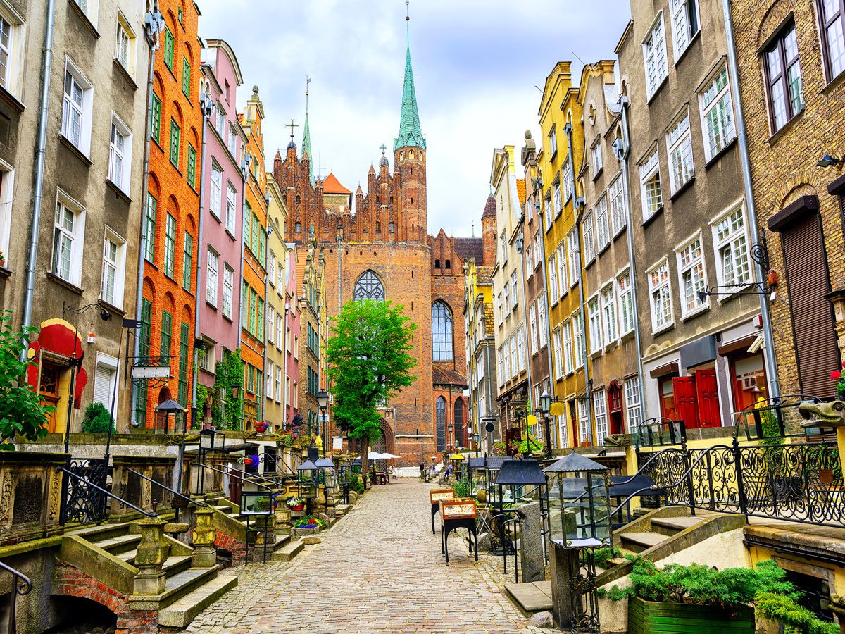Traditional gothic houses in the old town of Gdańsk, Poland 