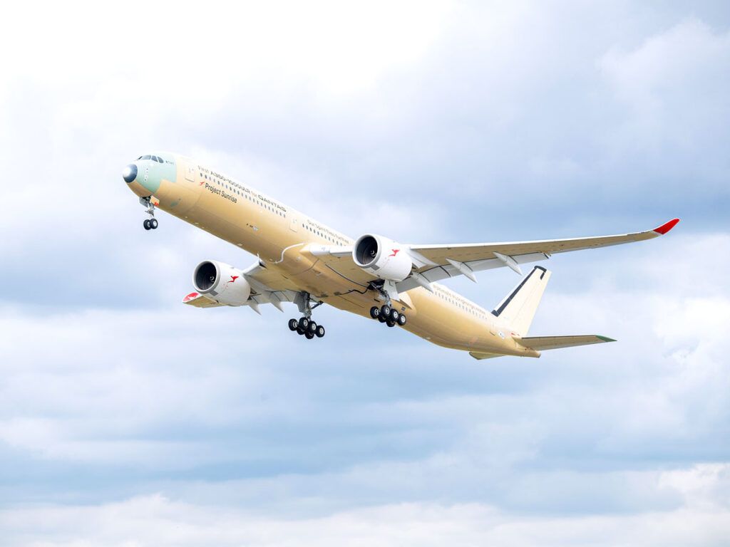 Airbus A350-1000ULR built for Qantas departing for test flight