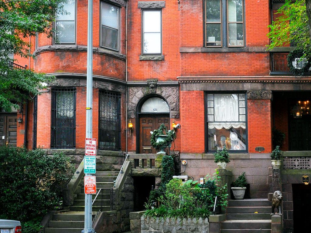 Exterior of the Mansion on O Street in Washington, D.C.