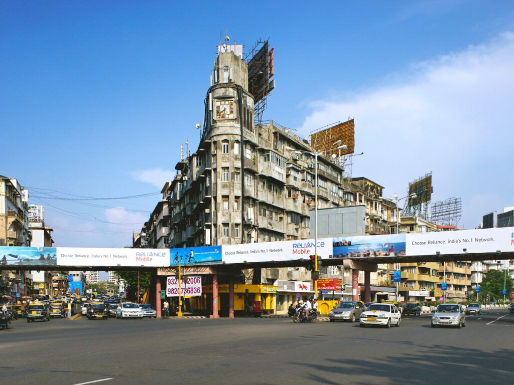 Busy street corner in Mumbai