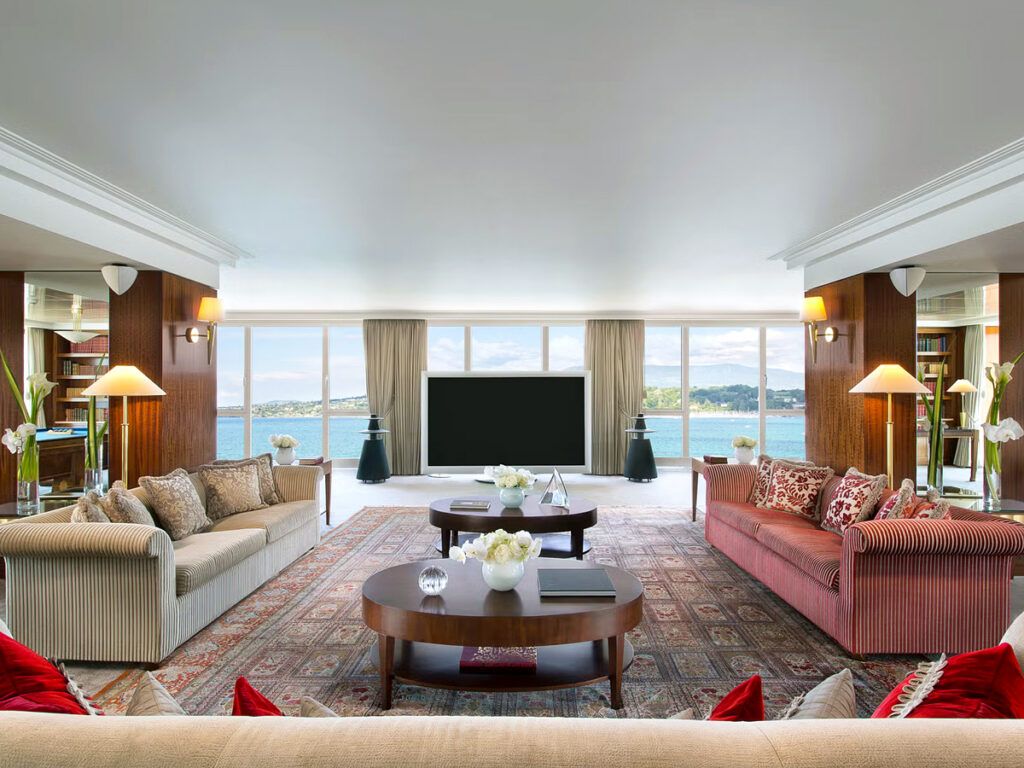 Sitting area overlooking Lake Geneva in the Royal Penthouse at Hotel President Wilson
