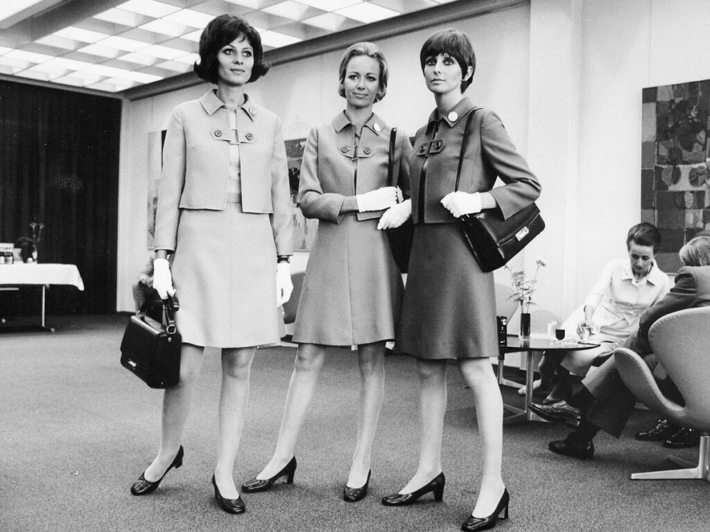Flight attendants in new Swissair uniforms in 1970