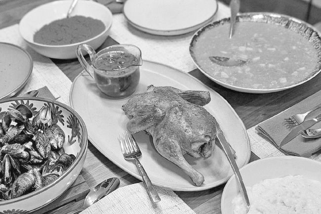 Thanksgiving food spread