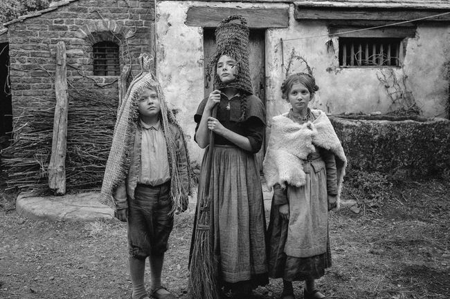 Scene from the film “Hamnet”