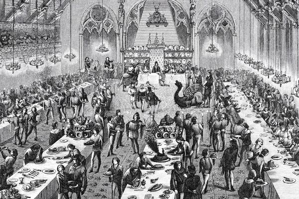 Grand banquet, 14th century
