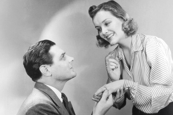 A man proposing, circa 1945