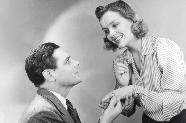 A man proposing, circa 1945