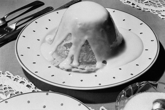 A steamed pudding, 1952