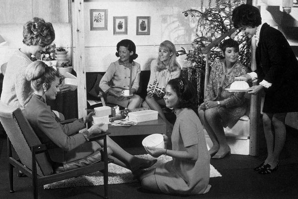Tupperware party ad, 1960s