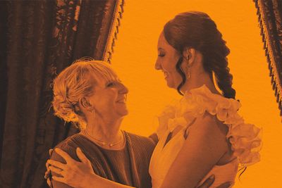 Mother-in-Laws or Mothers-in-Law? How To Pluralize Compound Nouns