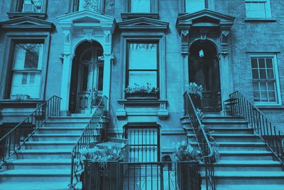 Why Is an Entrance Called a ‘Stoop’?